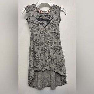 DC Superhero Girls Gray High Low Short Sleeve Superman Dress Girls Size XS 4/5